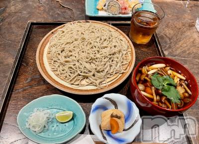 ƲХ顦THE LOUNGE (饦󥸥ե) ⤳(24)331̥֥331 2215ʬΥ֥