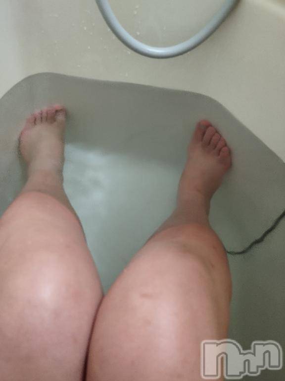 長岡デリヘル奥様特急 長岡店(オクサマトッキュウナガオカテン)むぎ(24)の2025年11月12日写メブログ「ミスヘブンと出勤予定」