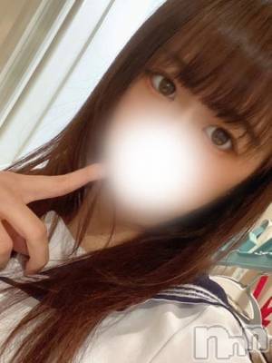 こはく◇愛嬌抜群！素人美少女(19) 身長160cm、スリーサイズB84(D).W55.H83。上越デリヘル AZUL(アズール)在籍。