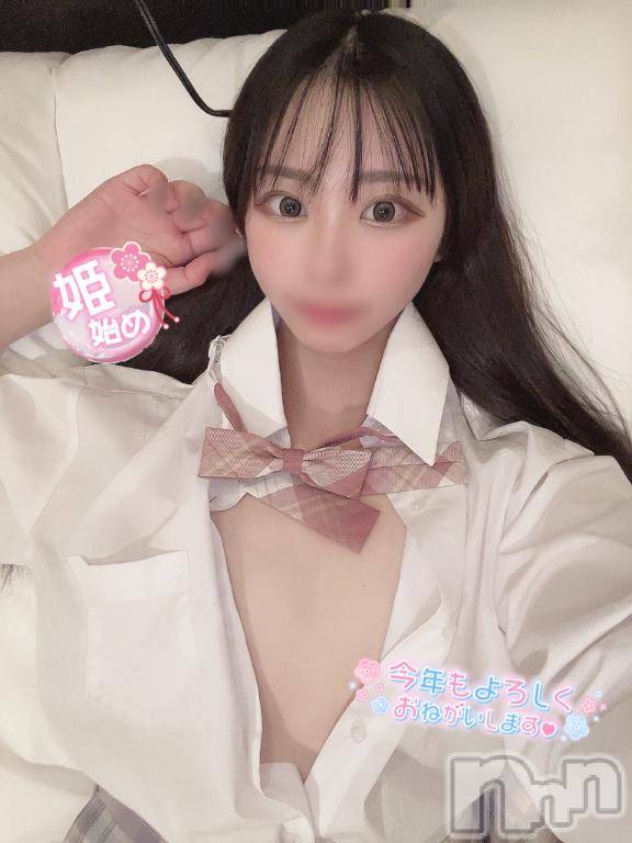 長岡デリヘルROOKIE(ルーキー) みりか(18)の1月1日写メブログ「元旦からシちゃう⁉️」