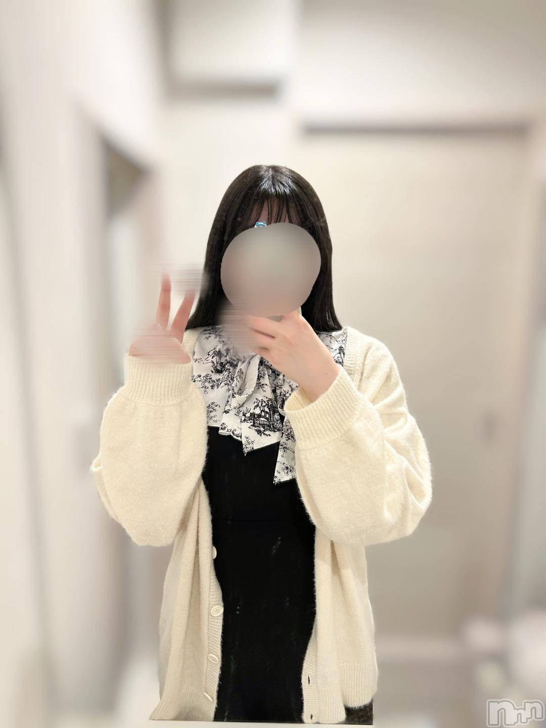 三条デリヘル新潟デリヘル倶楽部　三条店(ニイガタデリヘルクラブ　サンジョウテン)かな(21)の2024年11月9日写メブログ「我慢してました」