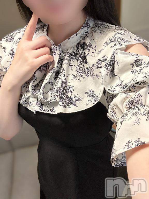 三条デリヘル新潟デリヘル倶楽部　三条店(ニイガタデリヘルクラブ　サンジョウテン)かな(21)の2025年5月10日写メブログ「頭から離れない」