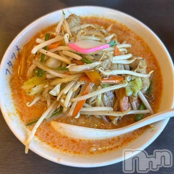 三条デリヘル新潟デリヘル倶楽部　三条店(ニイガタデリヘルクラブ　サンジョウテン)かな(21)の2025年11月1日写メブログ「我慢できないくらい好き」