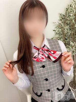 体験ななみ/ヘルス課(22) 身長160cm、スリーサイズB83(C).W56.H85。新潟デリヘル Office Amour(オフィスアムール)在籍。