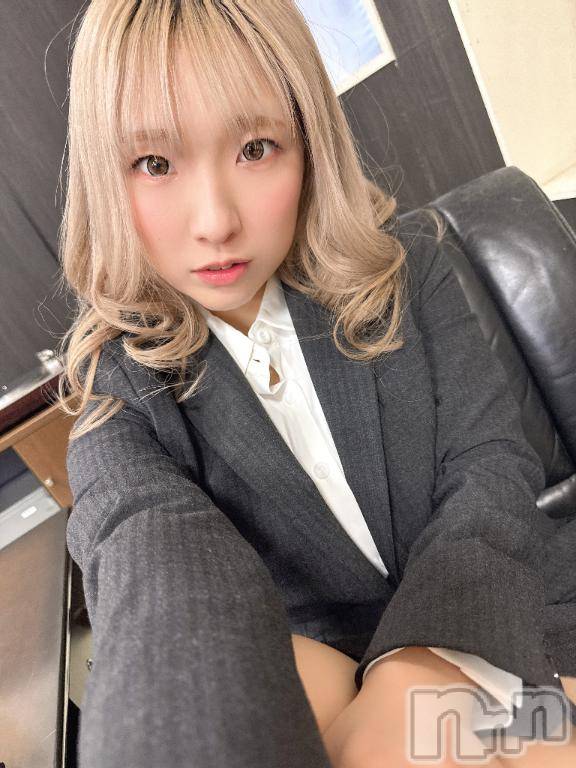 新潟ソープ新潟バニーコレクション(ニイガタバニーコレクション)イコマ(23)の2025年4月17日写メブログ「社内H…？♡」