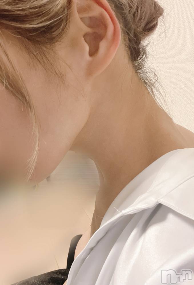 長岡人妻デリヘル長岡人妻市(ナガオカヒトヅマイチ) せりか★『極嬢』による乳首攻め(34)の1月11日写メブログ「意外でしょ？😂」