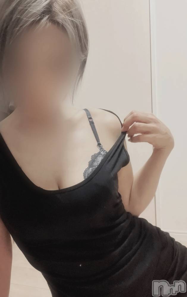 長岡人妻デリヘル長岡人妻市(ナガオカヒトヅマイチ) せりか★『極嬢』による乳首攻め(34)の4月15日写メブログ「学生に戻った気分」