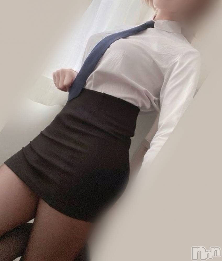 長岡人妻デリヘル長岡人妻市(ナガオカヒトヅマイチ) せりか★『極嬢』による乳首攻め(34)の9月8日写メブログ「お知らせ♡」