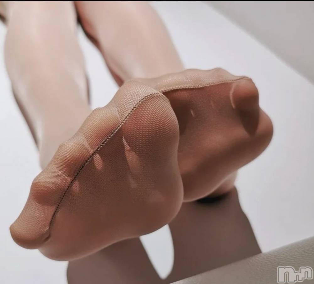 長岡人妻デリヘル長岡人妻市(ナガオカヒトヅマイチ) せりか★『極嬢』による乳首攻め(34)の10月25日写メブログ「舐め舐め」