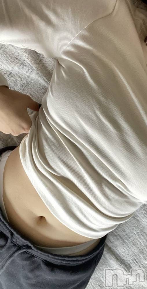 長岡人妻デリヘル長岡人妻市(ナガオカヒトヅマイチ) せりか★『極嬢』による乳首攻め(34)の3月4日写メブログ「寝ないよー😂」