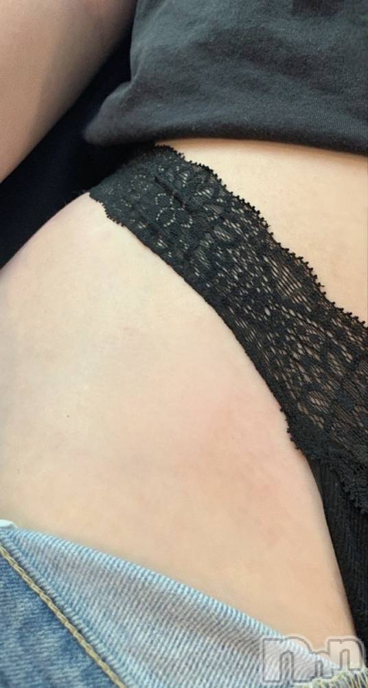 長岡人妻デリヘル長岡人妻市(ナガオカヒトヅマイチ) せりか★『極嬢』による乳首攻め(34)の8月10日写メブログ「あれ？！挨拶は？🥹」
