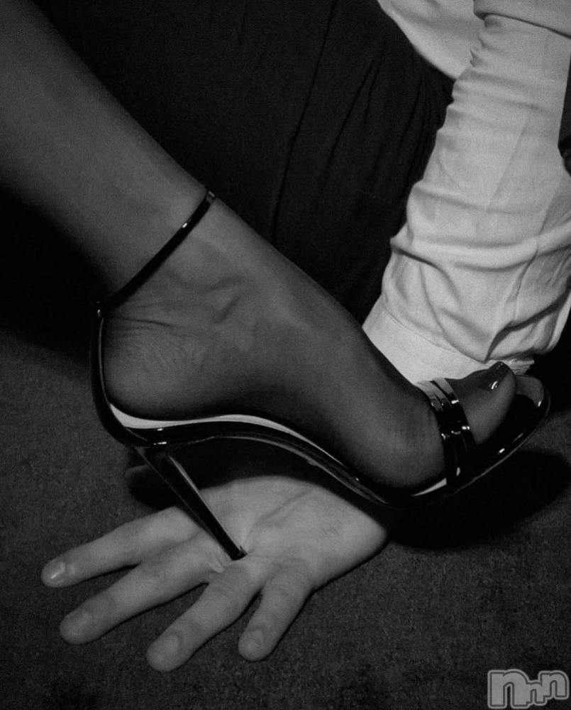 長岡デリヘル長岡人妻市(ナガオカヒトヅマイチ) せりか★『極嬢』による乳首攻め(34)の11月28日写メブログ「射精より」