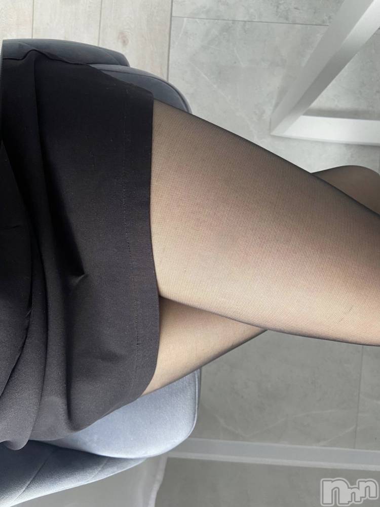 長岡デリヘル長岡人妻市(ナガオカヒトヅマイチ) せりか★『極嬢』による乳首攻め(34)の1月27日写メブログ「明日は制服♡」