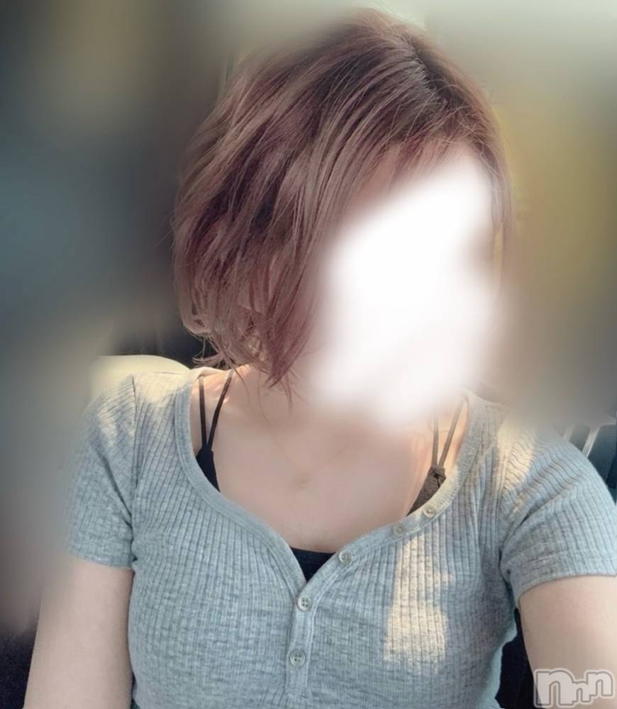 長岡デリヘル長岡人妻市(ナガオカヒトヅマイチ) せりか★『極嬢』による乳首攻め(34)の5月16日写メブログ「イメチェン♡」