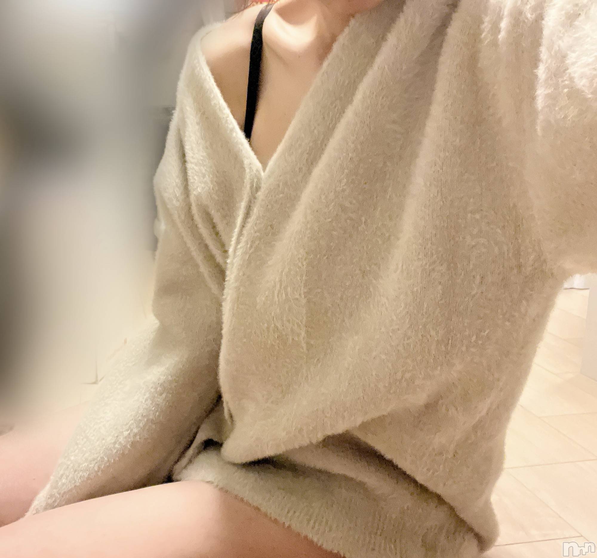 長岡人妻デリヘル長岡人妻市(ナガオカヒトヅマイチ)せりか★『極嬢』による乳首攻め(34)の2024年4月11日写メブログ「パワーアップ♡」