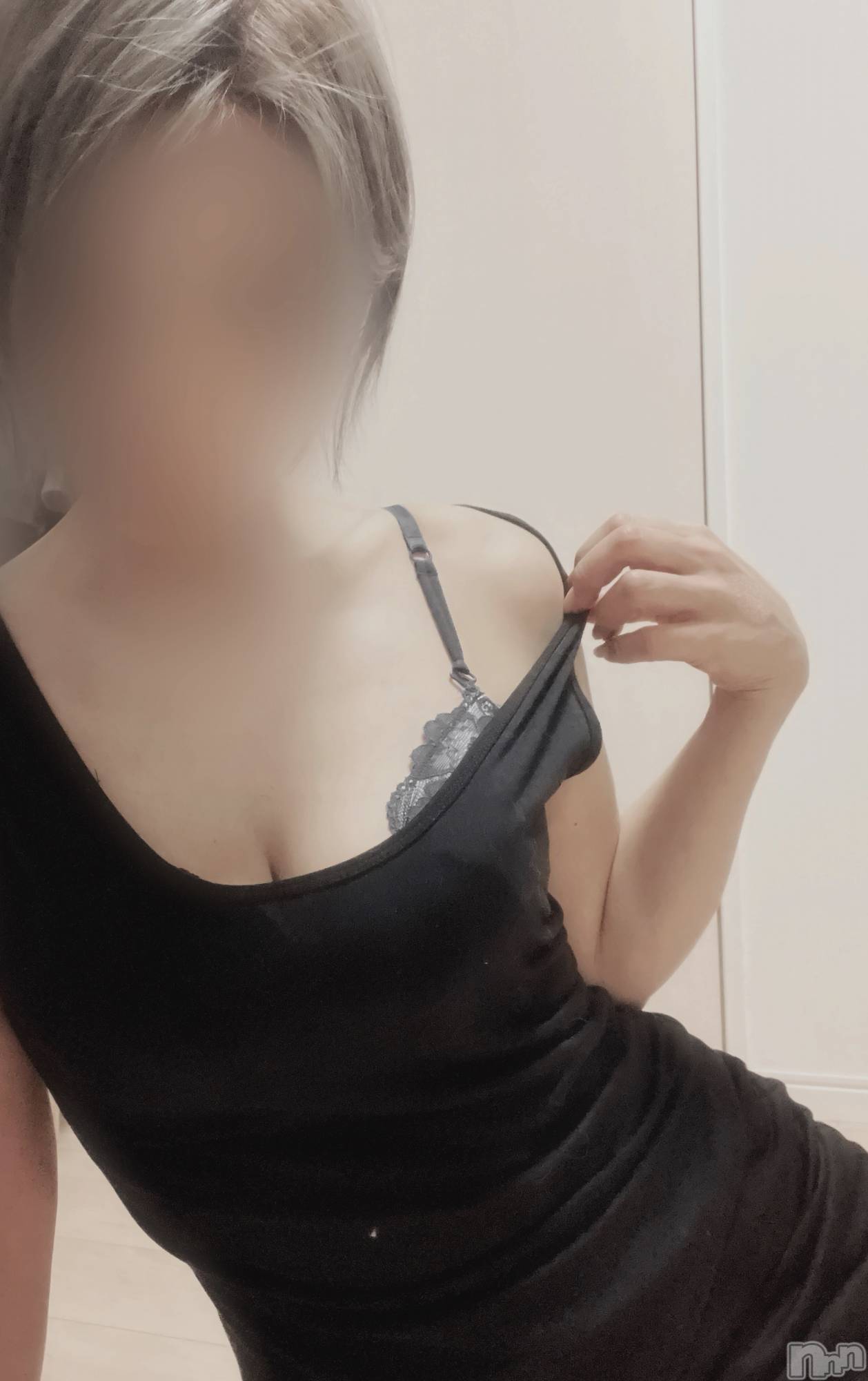 長岡人妻デリヘル長岡人妻市(ナガオカヒトヅマイチ)せりか★『極嬢』による乳首攻め(34)の2024年4月15日写メブログ「学生に戻った気分」