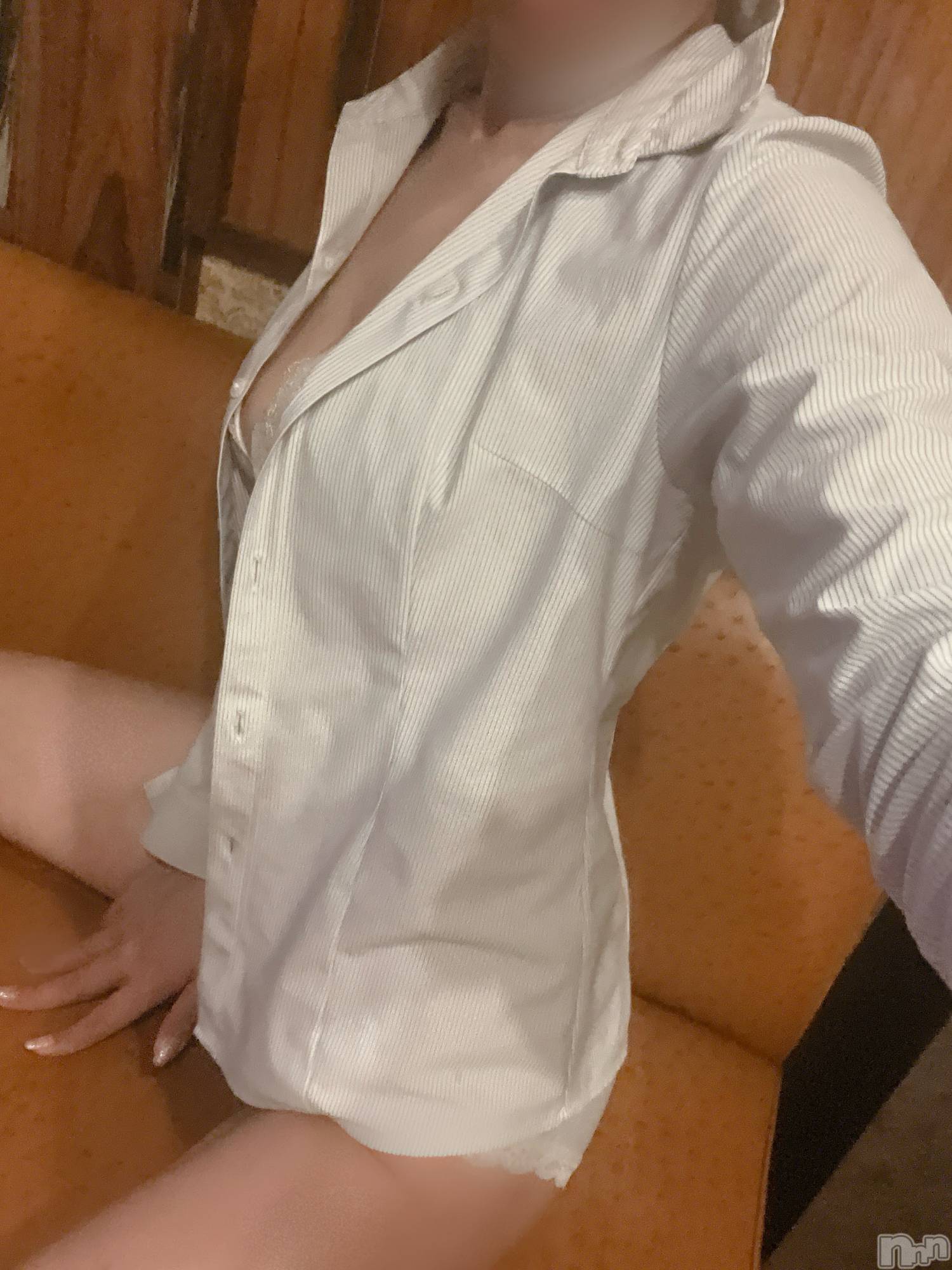 長岡人妻デリヘル長岡人妻市(ナガオカヒトヅマイチ)せりか★『極嬢』による乳首攻め(34)の2024年9月26日写メブログ「欲しいんです」