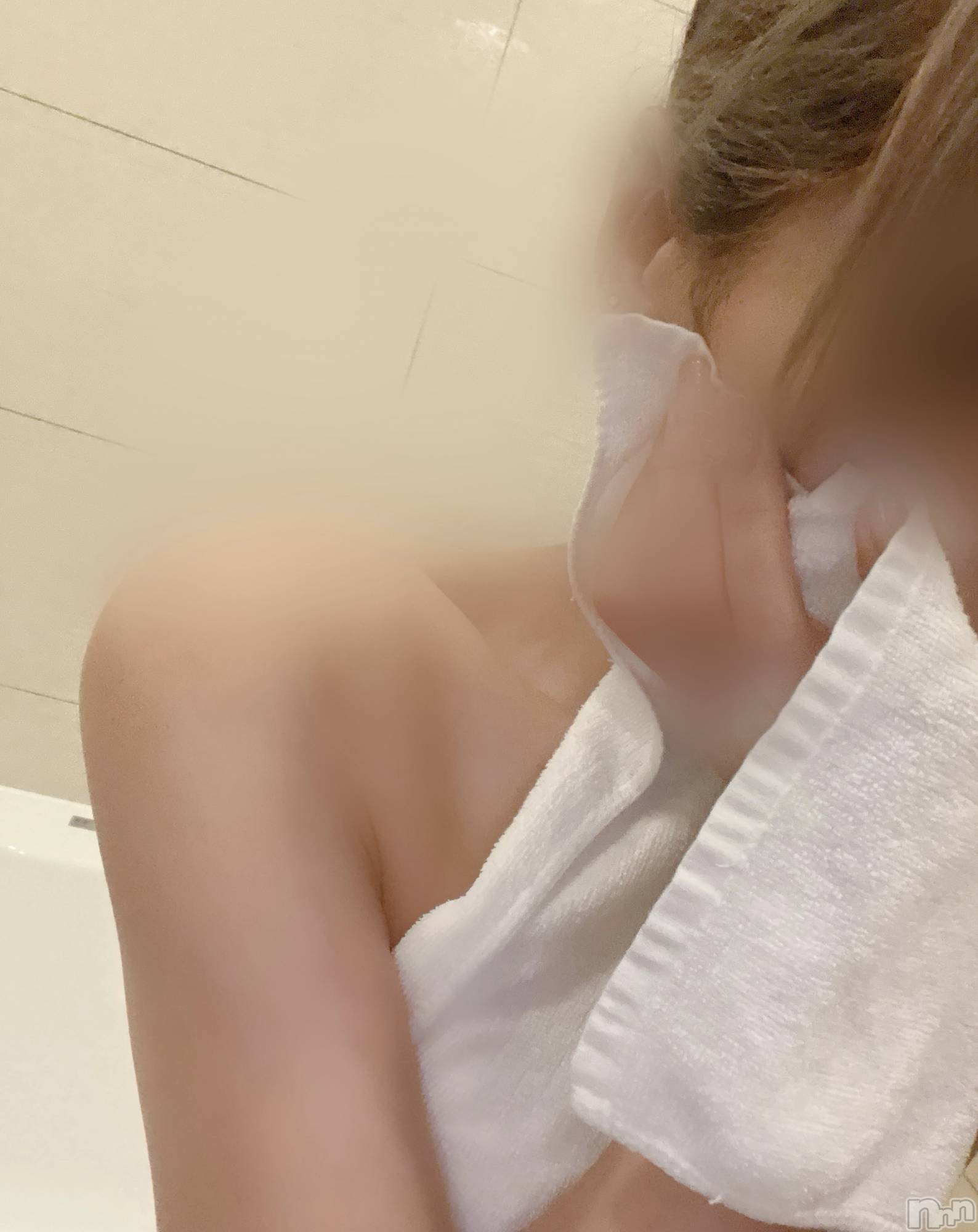 長岡人妻デリヘル長岡人妻市(ナガオカヒトヅマイチ)せりか★『極嬢』による乳首攻め(34)の2024年9月27日写メブログ「抱かれる為には」