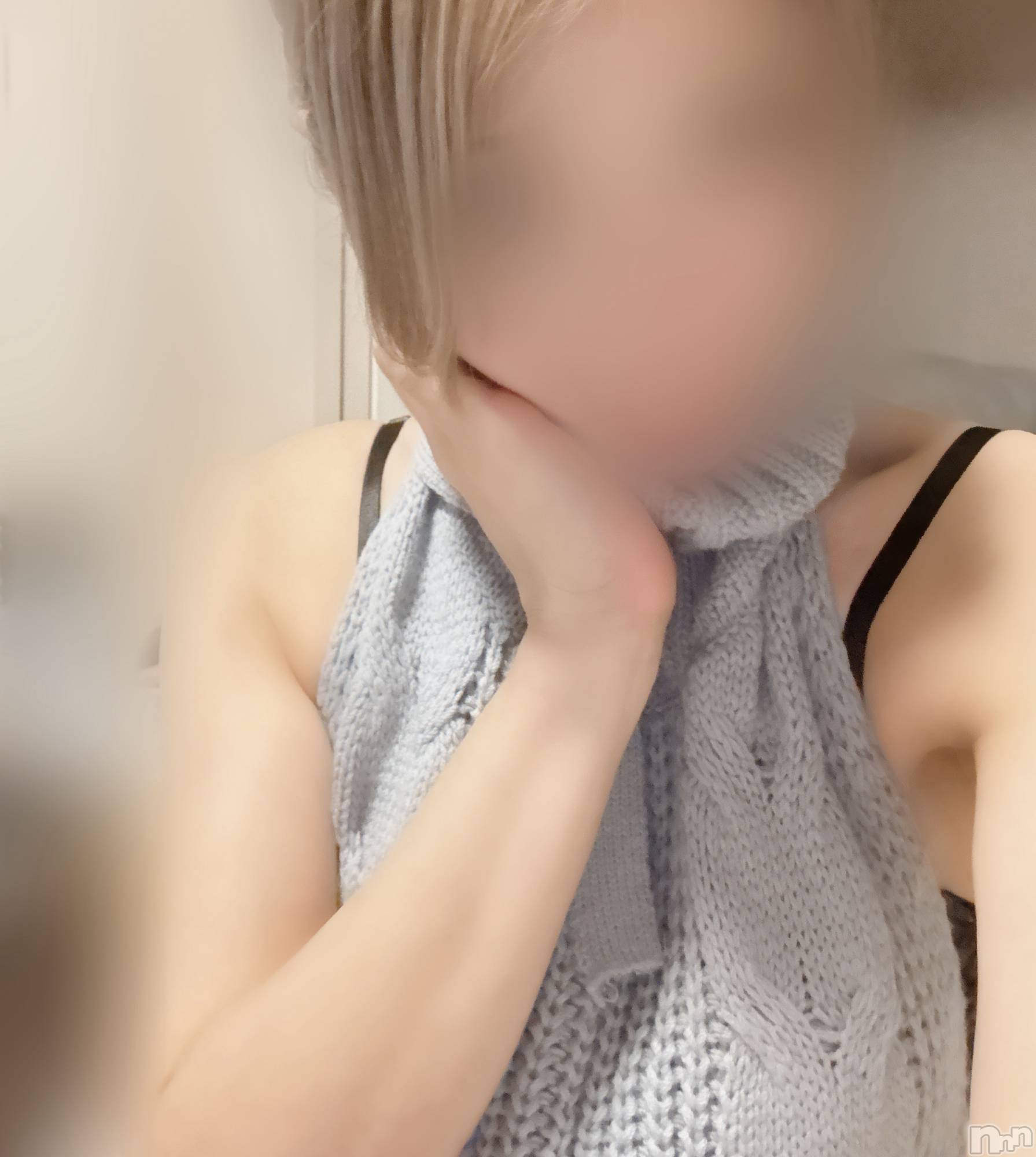 長岡人妻デリヘル長岡人妻市(ナガオカヒトヅマイチ)せりか★『極嬢』による乳首攻め(34)の2024年11月17日写メブログ「欲求不満ってさ」