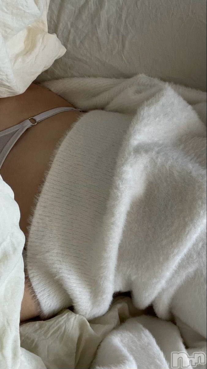 長岡人妻デリヘル長岡人妻市(ナガオカヒトヅマイチ)せりか★『極嬢』による乳首攻め(34)の2025年2月21日写メブログ「くるの？」