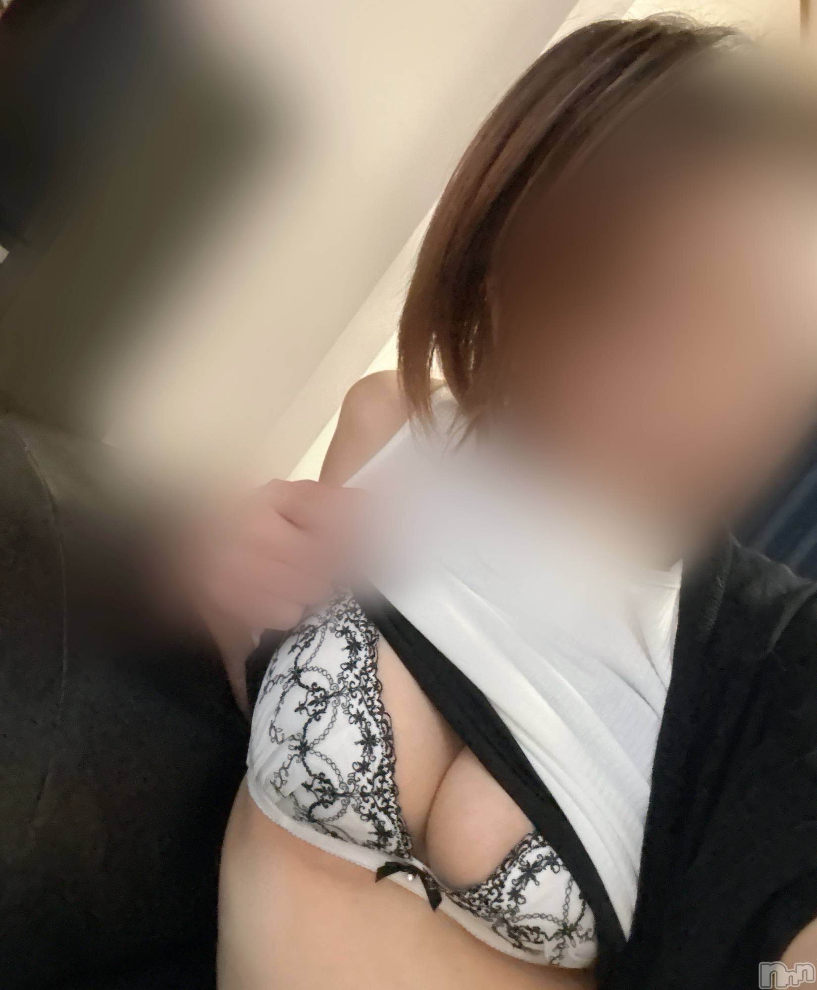 長岡デリヘル長岡人妻市(ナガオカヒトヅマイチ)せりか★『極嬢』による乳首攻め(34)の2025年6月27日写メブログ「極液でヌルヌルの」