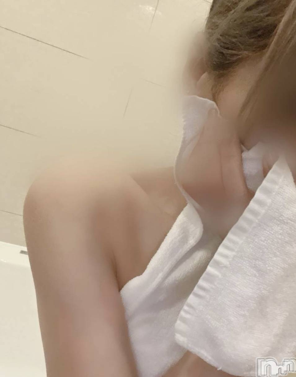 長岡人妻デリヘル長岡人妻市(ナガオカヒトヅマイチ)せりか★『極嬢』による乳首攻め(34)の2025年8月18日写メブログ「えっちなマッサージ」