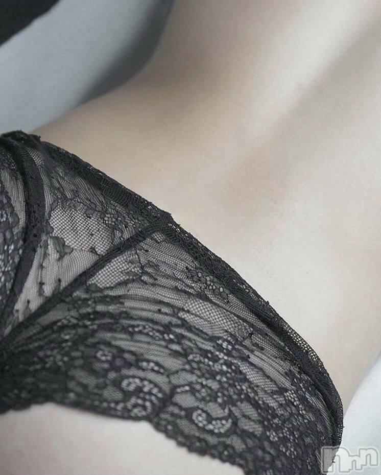 長岡デリヘル長岡人妻市(ナガオカヒトヅマイチ)せりか★『極嬢』による乳首攻め(34)の2025年10月9日写メブログ「嬉しい🥰」