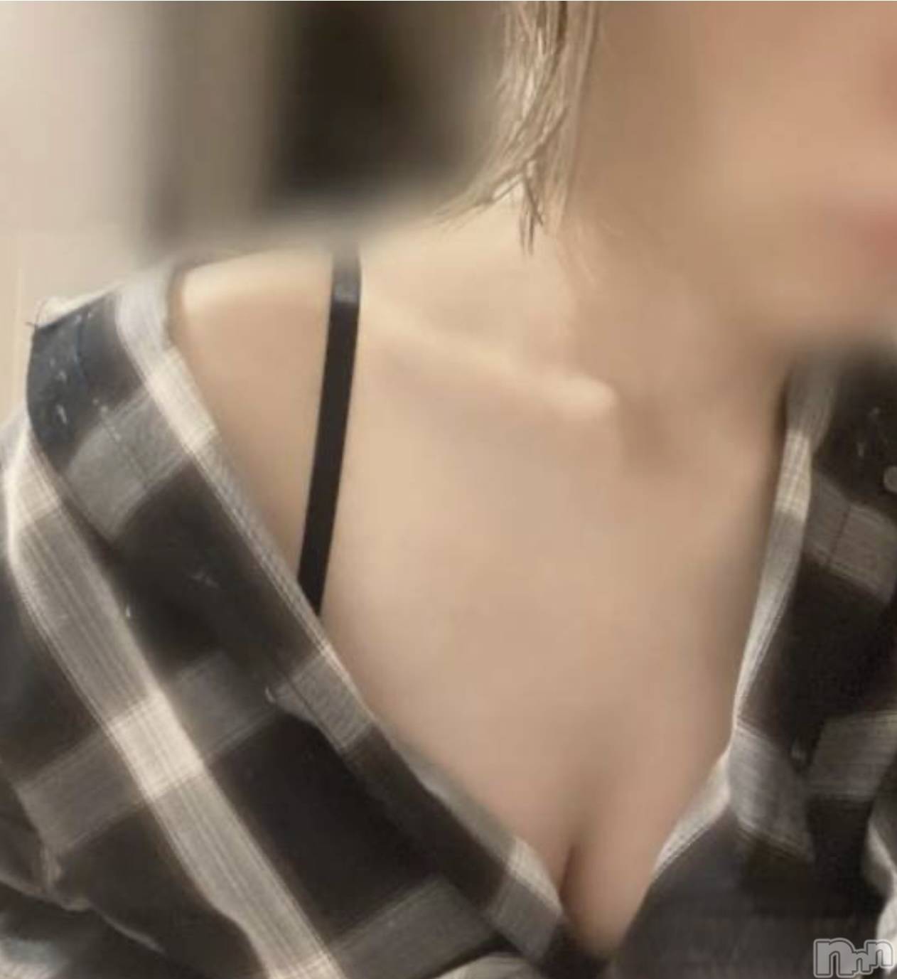 長岡デリヘル長岡人妻市(ナガオカヒトヅマイチ)せりか★『極嬢』による乳首攻め(34)の2025年10月10日写メブログ「舐めてたわ」