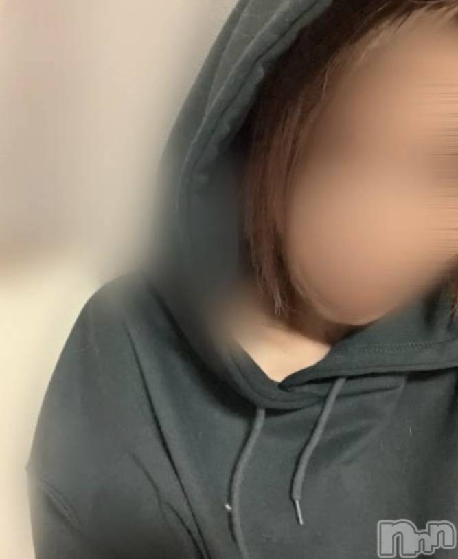 長岡デリヘル長岡人妻市(ナガオカヒトヅマイチ)せりか★『極嬢』による乳首攻め(34)の2025年10月29日写メブログ「ま、まじか…」