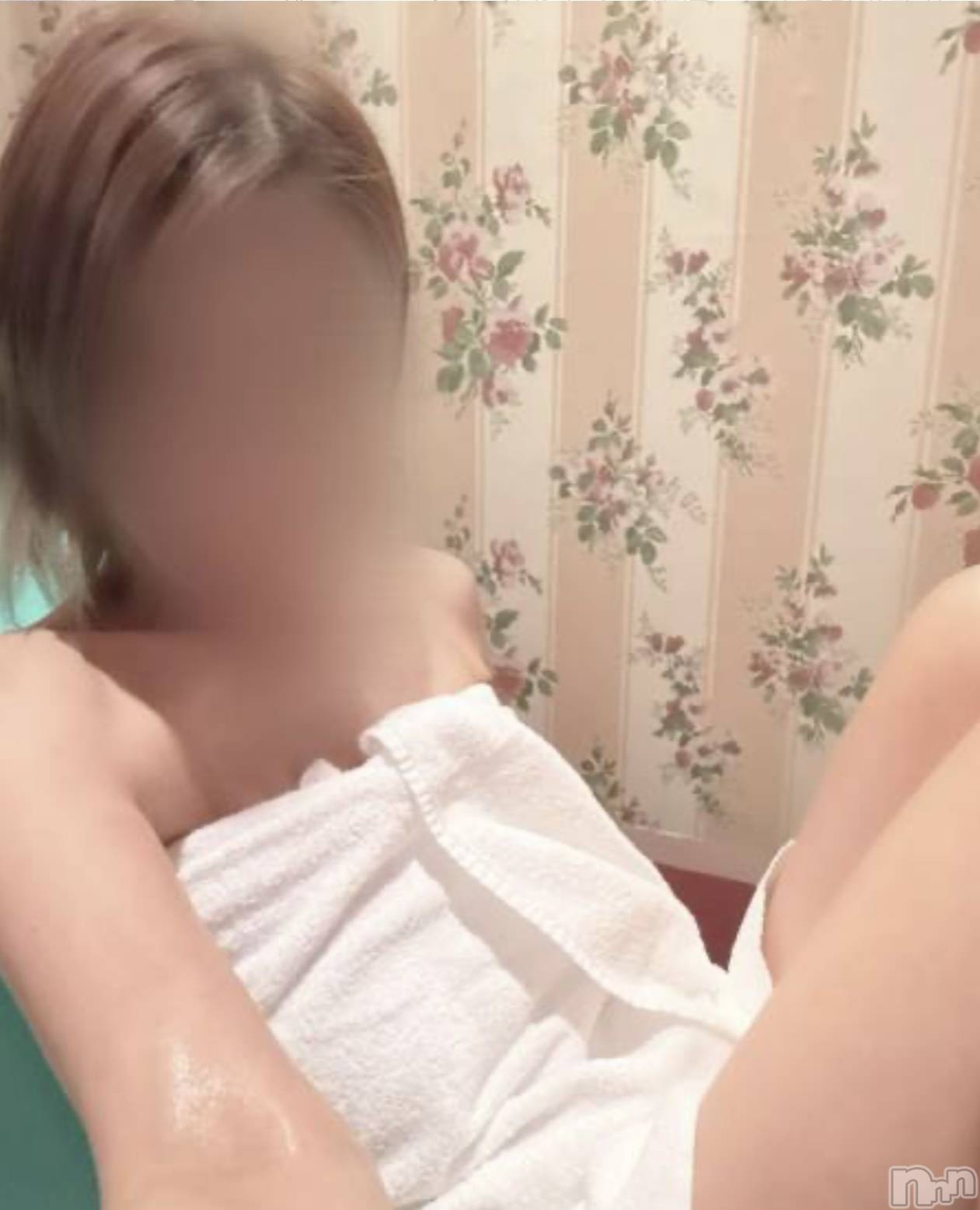 長岡デリヘル長岡人妻市(ナガオカヒトヅマイチ)せりか★『極嬢』による乳首攻め(34)の2025年11月1日写メブログ「いやらしい時間って」