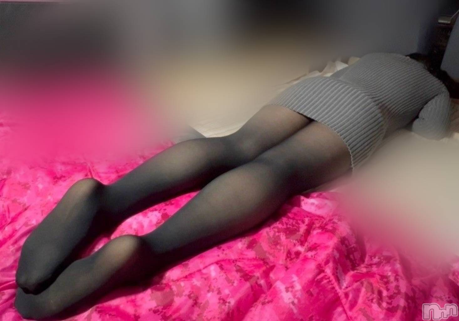 長岡デリヘル長岡人妻市(ナガオカヒトヅマイチ)せりか★『極嬢』による乳首攻め(34)の2025年11月14日写メブログ「うつ伏せオナニー」