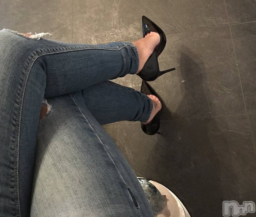 長岡デリヘル長岡人妻市(ナガオカヒトヅマイチ)せりか★『極嬢』による乳首攻め(34)の2026年2月8日写メブログ「本当？！」