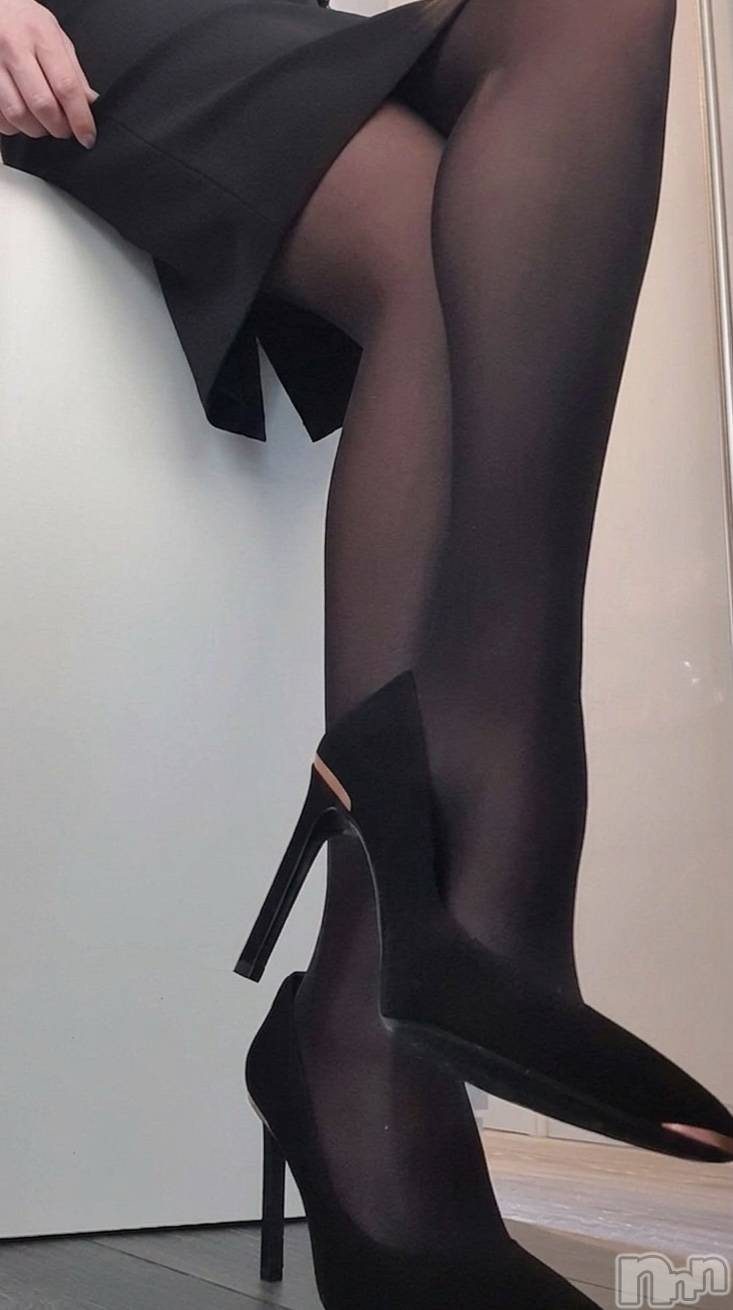 長岡デリヘル長岡人妻市(ナガオカヒトヅマイチ)せりか★『極嬢』による乳首攻め(34)の2026年3月31日写メブログ「潮吹きする？」