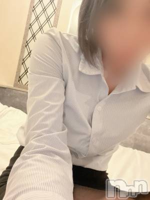 長岡デリヘル 長岡人妻市(ナガオカヒトヅマイチ) せりか★『極嬢』による乳首攻め(34)の10月4日写メブログ「どうしよ」