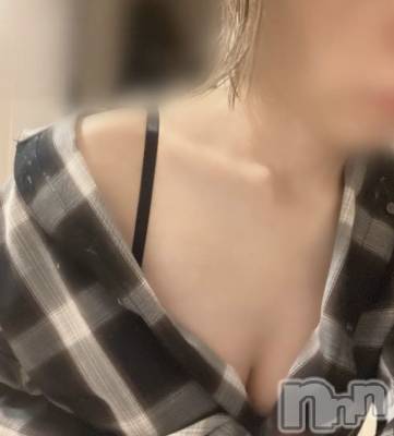 長岡デリヘル 長岡人妻市(ナガオカヒトヅマイチ) せりか★『極嬢』による乳首攻め(34)の5月6日写メブログ「初…🤭💕」