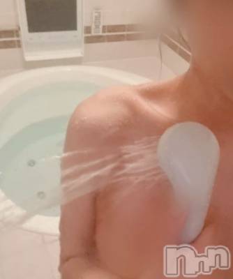 長岡デリヘル 長岡人妻市(ナガオカヒトヅマイチ) せりか★『極嬢』による乳首攻め(34)の5月8日写メブログ「気持ちいい事どっちが好き？」