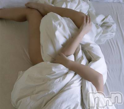 長岡人妻デリヘル 長岡人妻市(ナガオカヒトヅマイチ) せりか★『極嬢』による乳首攻め(34)の8月24日写メブログ「初体験🧡」