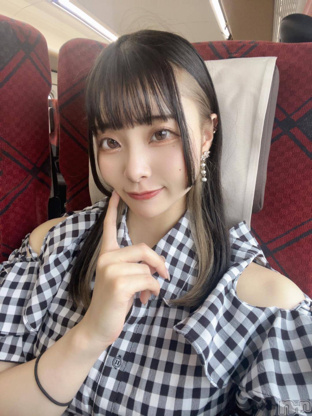 長岡デリヘルROOKIE(ルーキー)みと(23)の2024年10月24日写メブログ「向かってるよ~🚃♡」