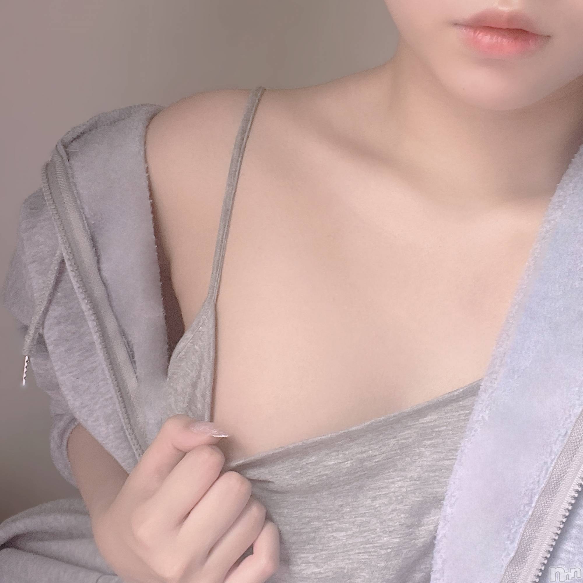 長野デリヘルスウィートフェアリーあん(21)の2023年6月15日写メブログ「チラリ👀」