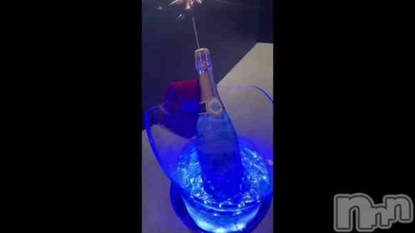 ��🍾🤍🤍��