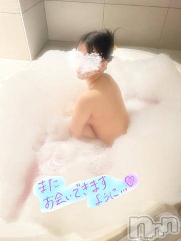 新潟デリヘルSecret Love(シークレットラブ) えま☆S級ハーフ超美人モデル(23)の7月22日写メブログ「ベッドの上で。。。💕」