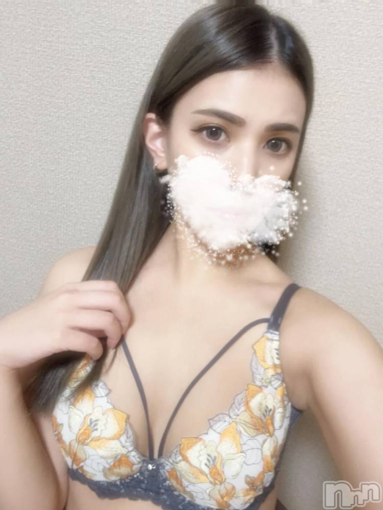 新潟デリヘルSecret Love(シークレットラブ) えま☆S級ハーフ超美人モデル(23)の11月8日写メブログ「ヌルヌルな空間☁️💞」