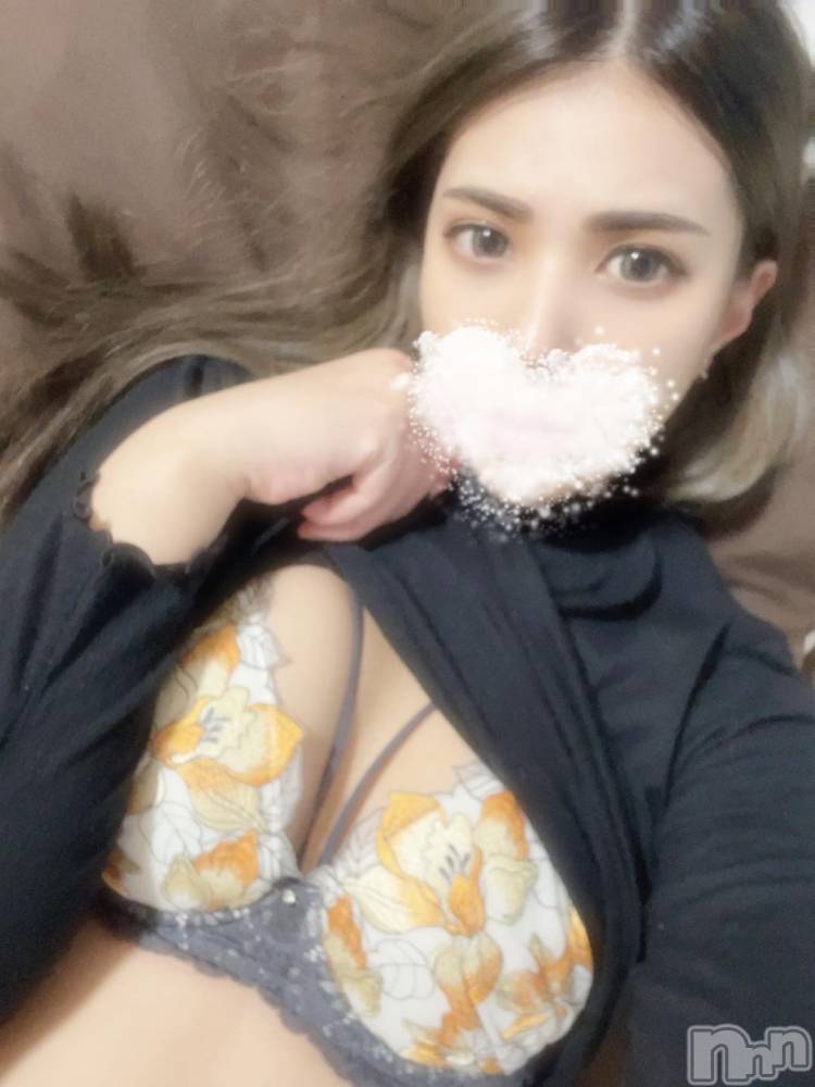 新潟デリヘルSecret Love(シークレットラブ) えま☆S級ハーフ超美人モデル(23)の11月9日写メブログ「そんなに出ちゃうまで。。。💞」
