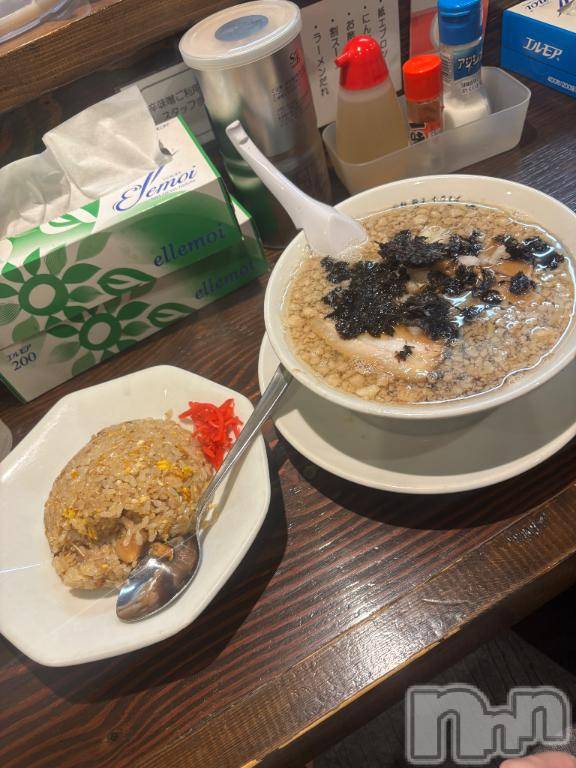 新潟デリヘルOffice Amour(オフィスアムール) よもぎ/ヘルス課(23)の11月15日写メブログ「毎日ラーメン健康生活🍜」