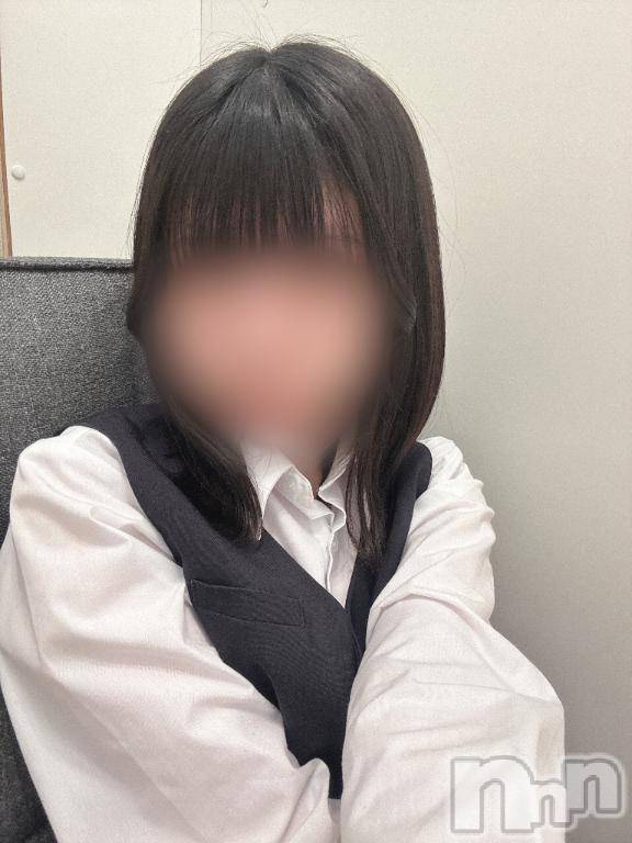 新潟デリヘルOffice Amour(オフィスアムール) よもぎ/ヘルス課(23)の2月9日写メブログ「静かにテンション上がってる」