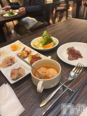 新潟デリヘル Office Amour(オフィスアムール) よもぎ/ヘルス課(23)の2月10日写メブログ「好きなもの全部取ってきた」