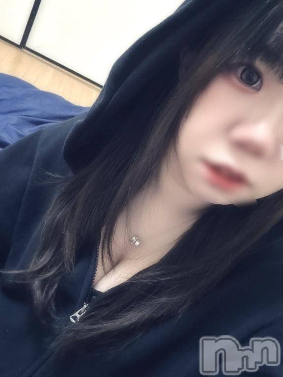 新潟デリヘル奥様特急 新潟店(オクサマトッキュウニイガタテン) ろっか(23)の10月27日写メブログ「今日から出勤🙋♀️」