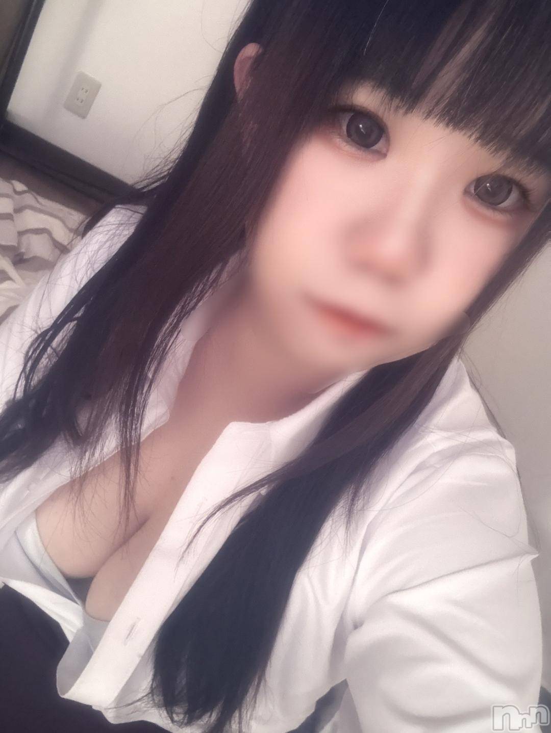 新潟デリヘル奥様特急 新潟店(オクサマトッキュウニイガタテン)ろっか(23)の2024年11月4日写メブログ「質問です🧐」