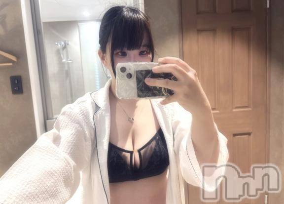 新潟デリヘル奥様特急 新潟店(オクサマトッキュウニイガタテン)ろっか(23)の2026年4月17日写メブログ「待ってるね🥹」