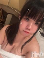 新潟デリヘル奥様特急 新潟店(オクサマトッキュウニイガタテン) ろっか(23)の3月12日写メブログ「出勤してます🙋‍♀️」